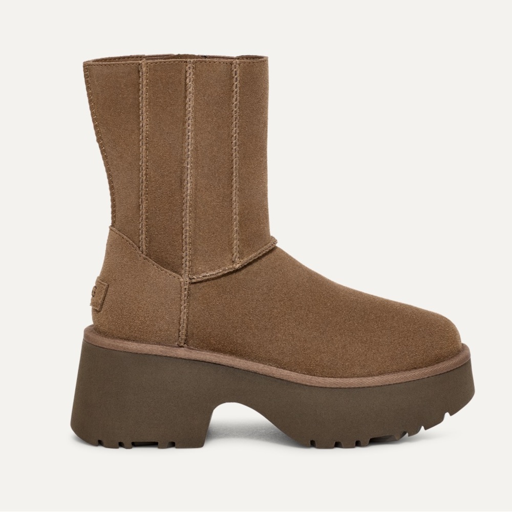 Ugg women Classic Twin Seam New Heights size 11 H29N10